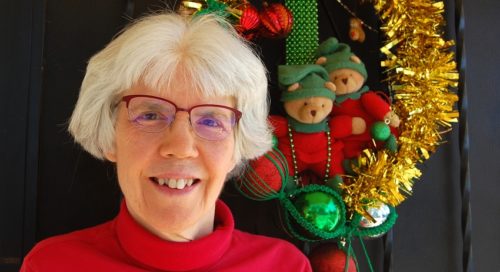 Kittredge Cherry with Wreath